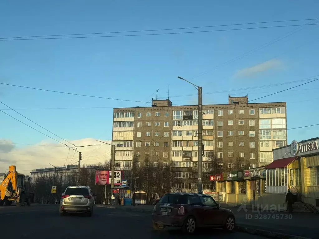 2-к кв. Мурманская область, Мурманск просп. Героев-Североморцев, 19 ... - Фото 1