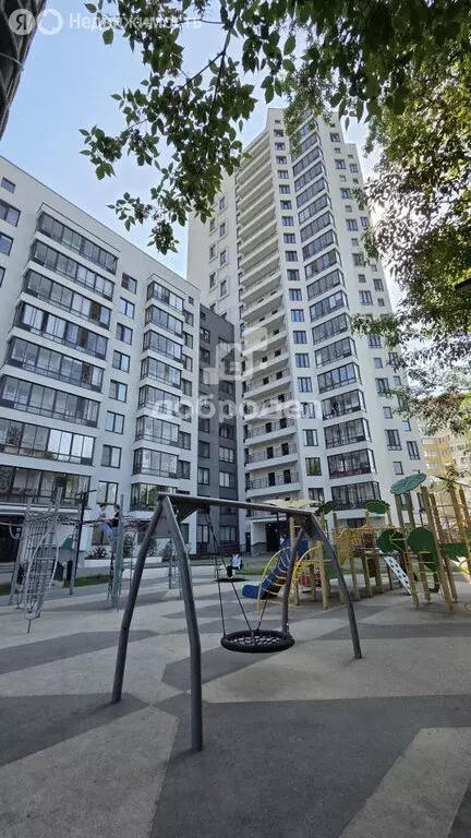 2-комнатная квартира: Екатеринбург, Инженерная улица, 61 (54.6 м) - Фото 1
