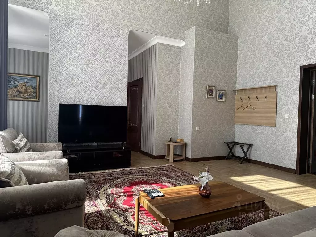 Комната Дагестан, Махачкала ул. Гаджимагомедова, 10/1 (171.0 м) - Фото 0