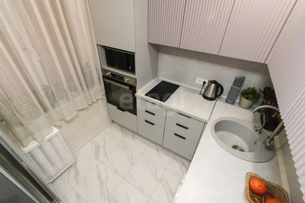 3-к кв. Тюменская область, Тюмень Таврическая ул., 6 (62.0 м) - Фото 0