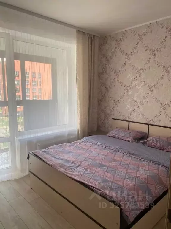 2-к кв. Свердловская область, Екатеринбург бул. Золотистый, 7 (41.0 м) - Фото 1