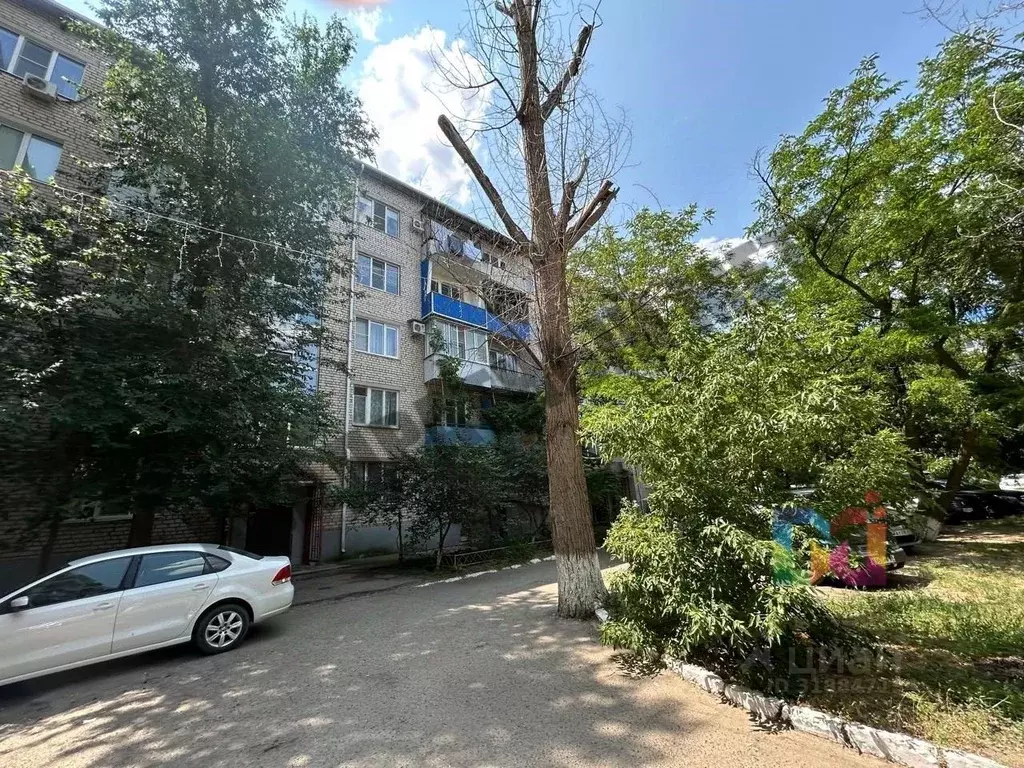 4-к кв. Калмыкия, Элиста ул. А. Сусеева, 13 (104.0 м) - Фото 0