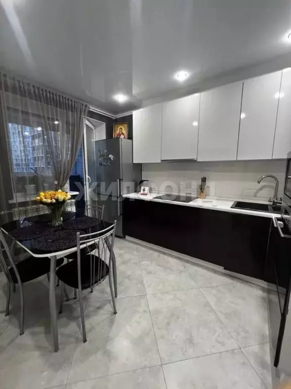 1-к кв. Брянская область, Брянск Белобережская ул., 26 (40.2 м) - Фото 2