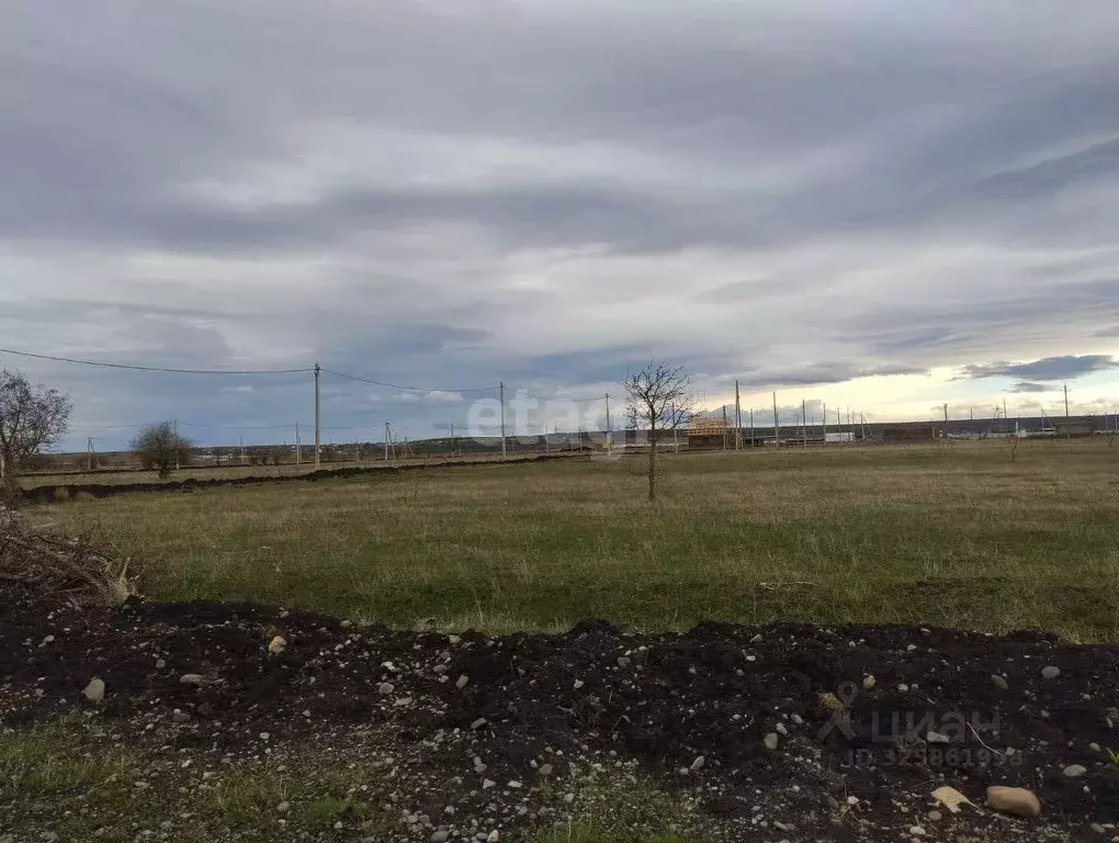 Участок в Адыгея, Майкопский район, Кировское с/пос, Северо-Восточные ... - Фото 2