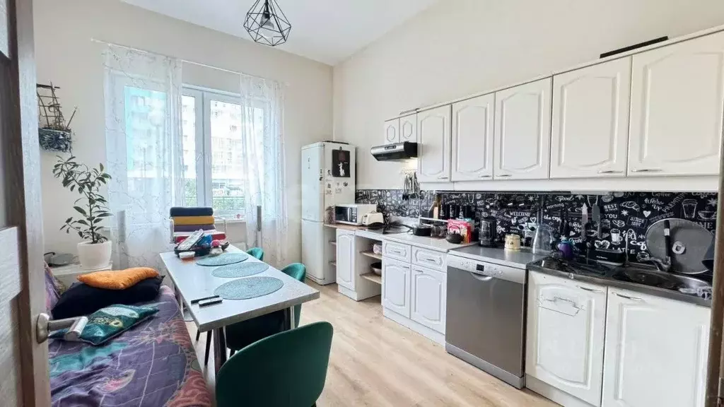 3-к кв. Санкт-Петербург Ленинский просп., 43 (75.0 м) - Фото 1