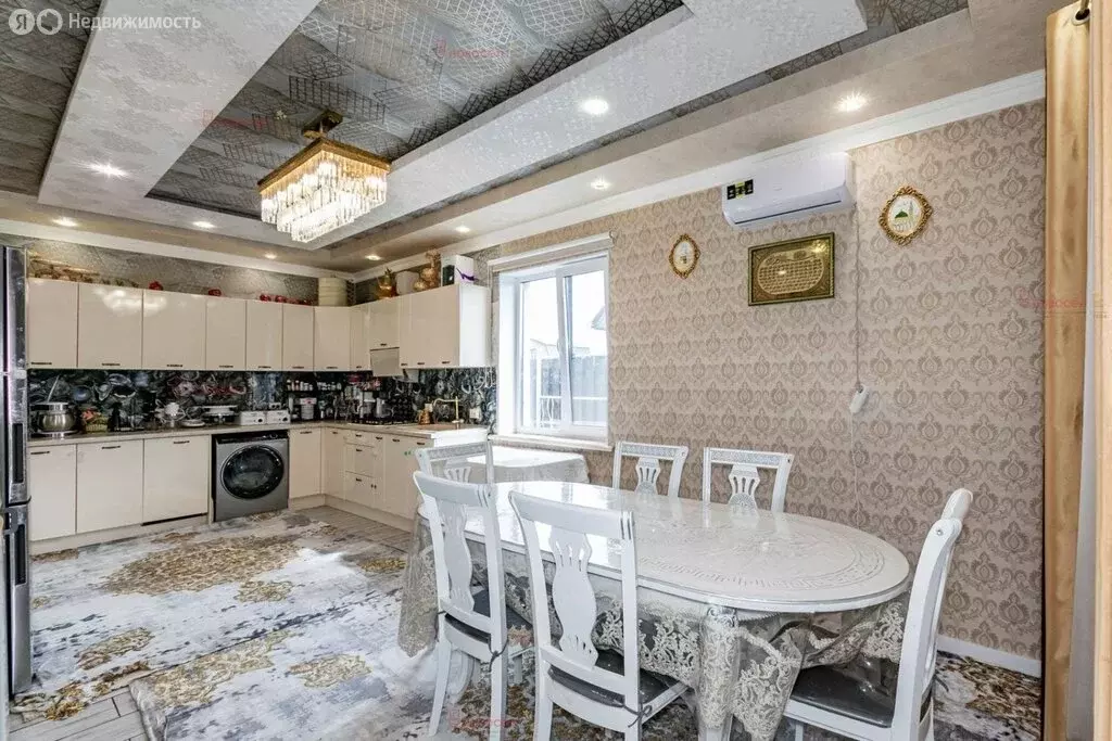 Дом в Екатеринбург, улица Гагарина (224 м) - Фото 1