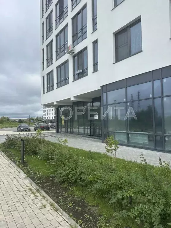 Помещение свободного назначения в Тюменская область, Тюмень ул. Павла ... - Фото 1