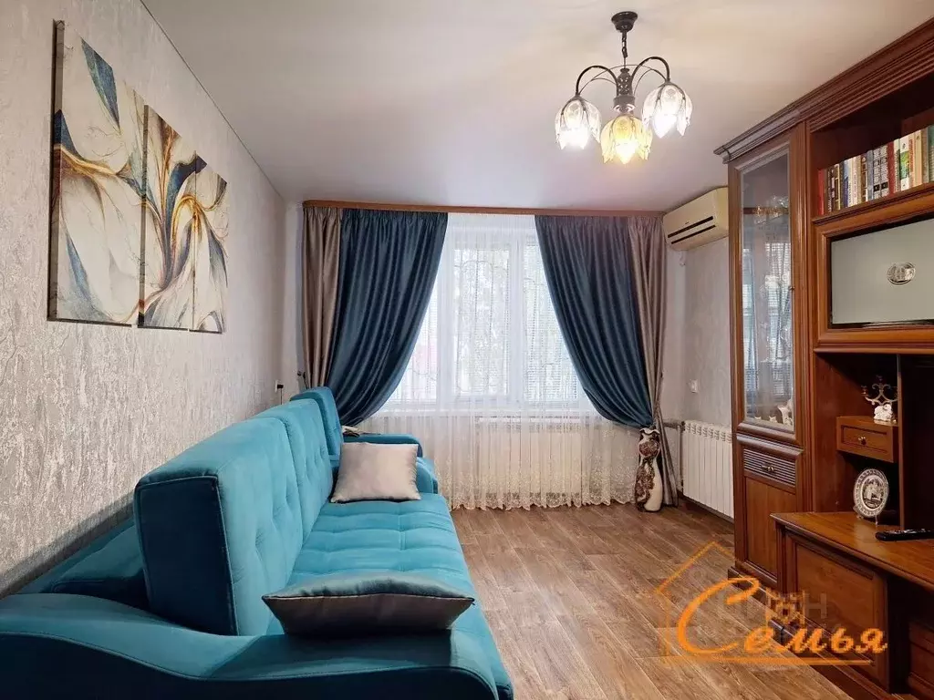 2-к кв. Волгоградская область, Волжский ул. Мира, 156 (58.0 м) - Фото 0