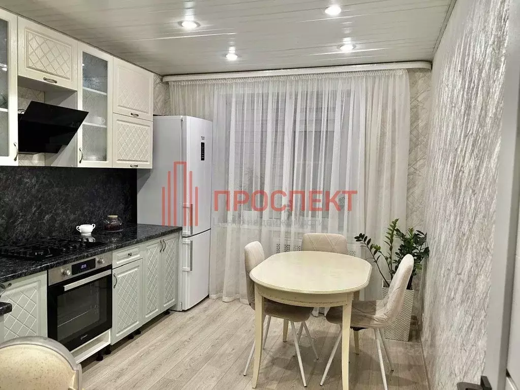 3-к кв. Пензенская область, Пенза Ладожская ул., 123 (63.9 м) - Фото 0