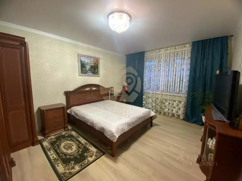 3-к кв. Белгородская область, Старый Оскол Восточный мкр, 44 (85.3 м) - Фото 0
