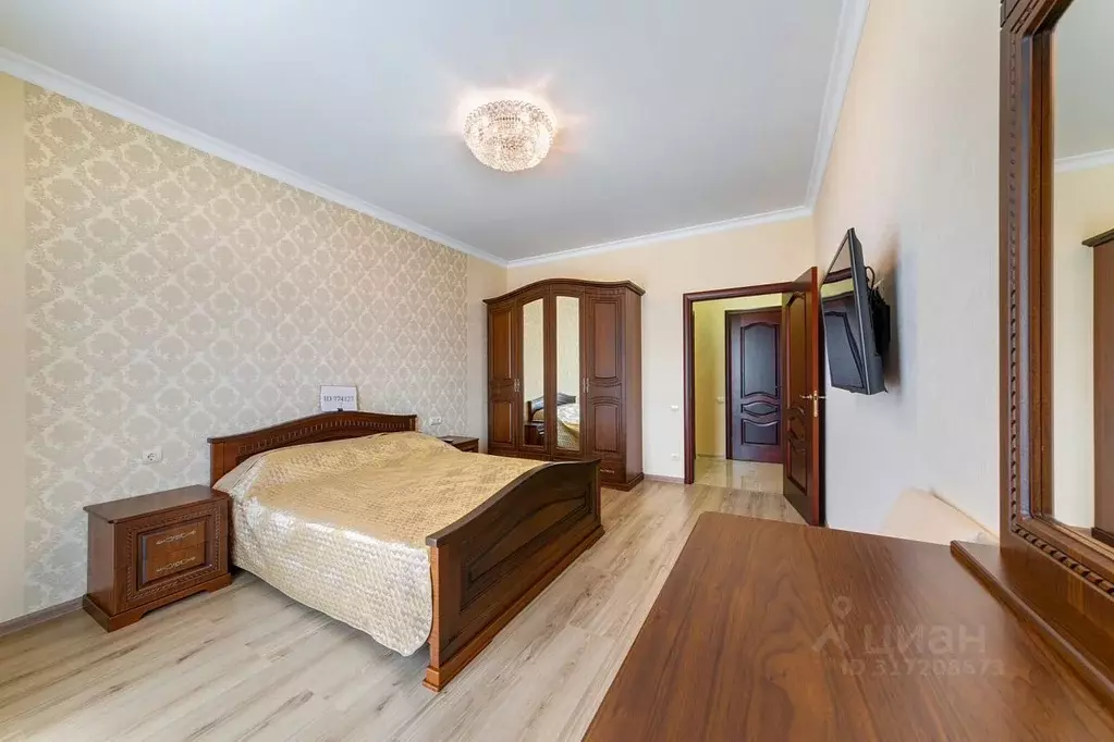 2-к кв. Краснодарский край, Геленджик Приморская ул., 30А (95.0 м) - Фото 1
