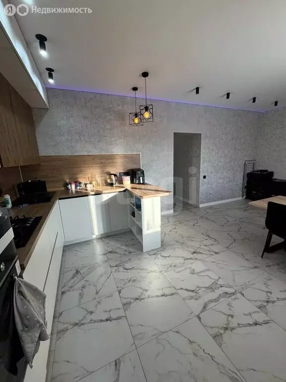 Дом в Усольский район, Большееланское муниципальное образование, село ... - Фото 1