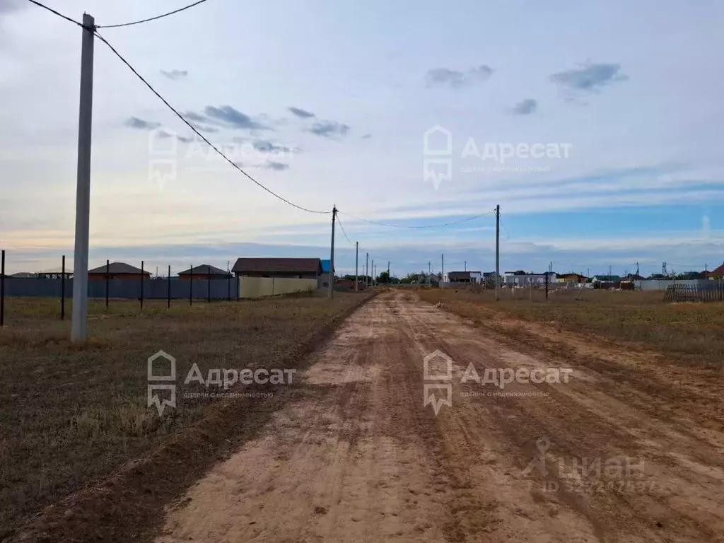 Участок в Волгоградская область, Волжский пер. Мирный (7.4 сот.) - Фото 1