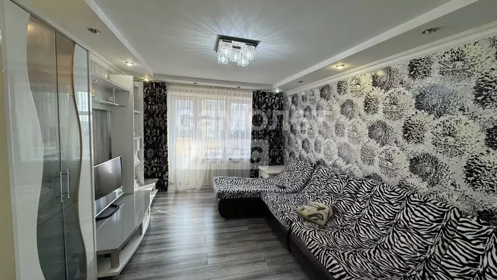 3-к кв. Краснодарский край, Тимашевск ул. Ковалева, 108 (64.0 м) - Фото 1