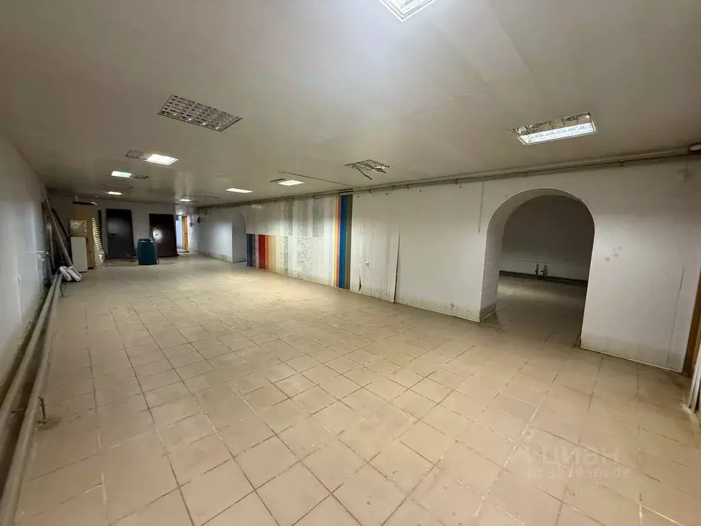 Помещение свободного назначения в Волгоградская область, Волгоград ул. ... - Фото 2