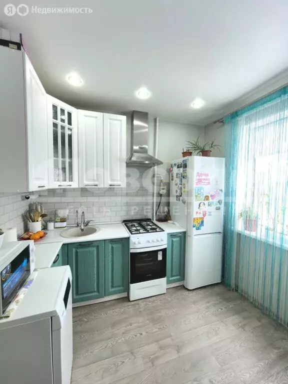 2-комнатная квартира: Омск, Сибирский проспект, 20/2 (52.6 м) - Фото 1