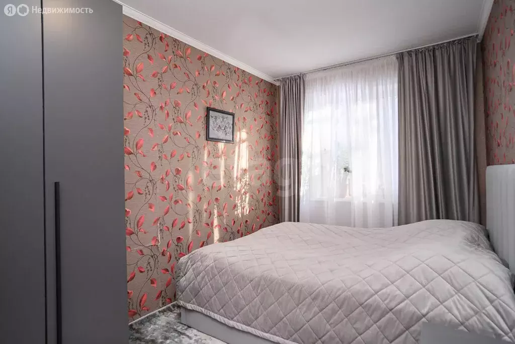 3-комнатная квартира: Тверь, улица Александра Завидова, 27 (62.4 м) - Фото 1