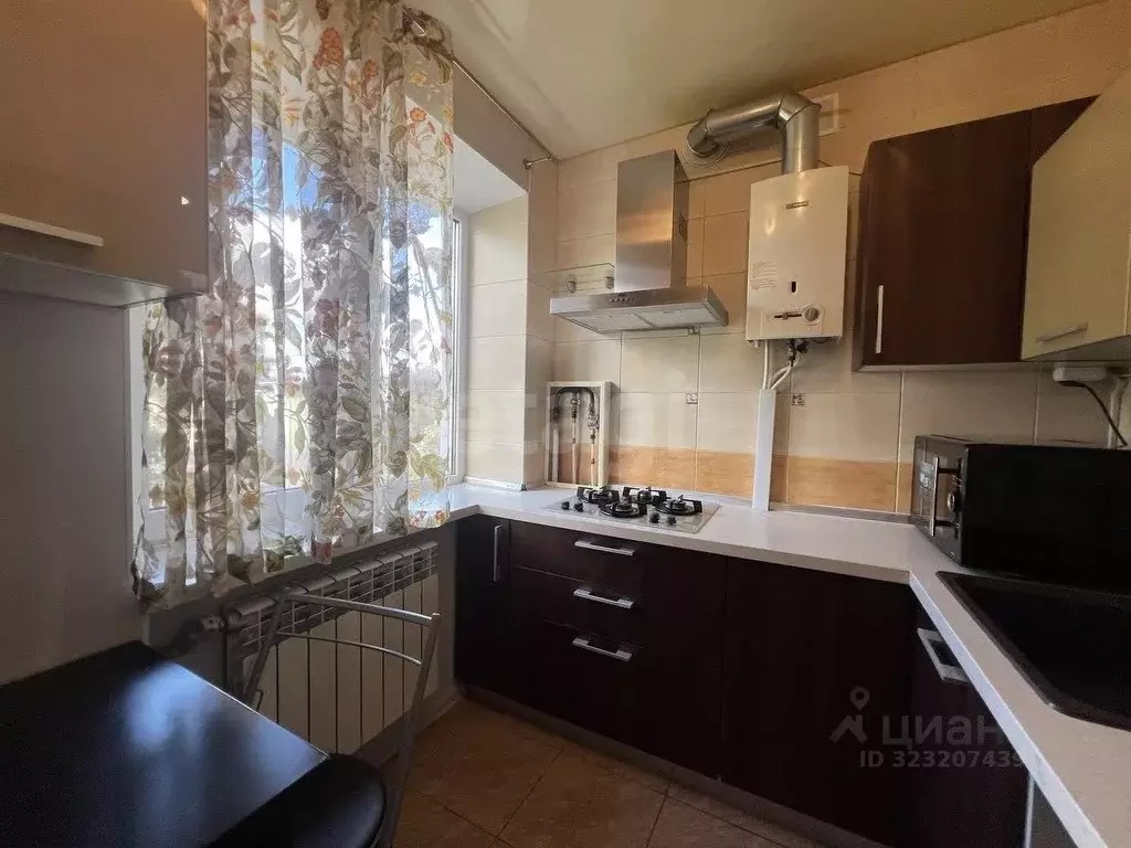 3-к кв. Крым, Симферополь ул. Павленко (59.2 м) - Фото 1