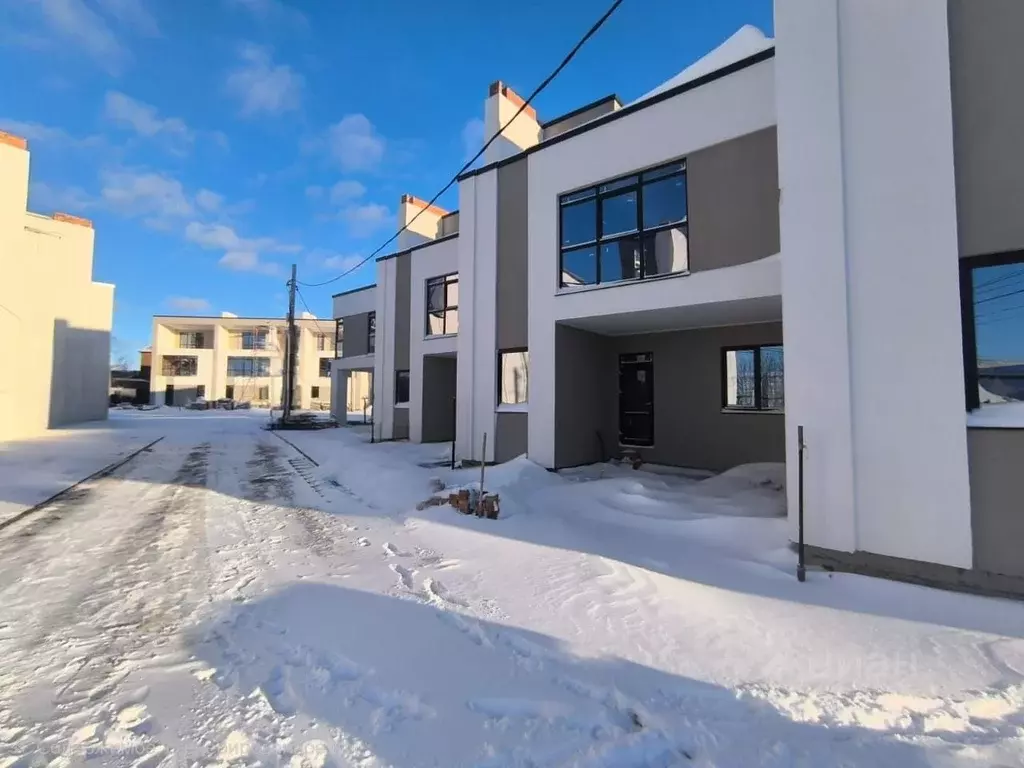 Таунхаус в Самарская область, Ставропольский район, пос. Приморский ... - Фото 1