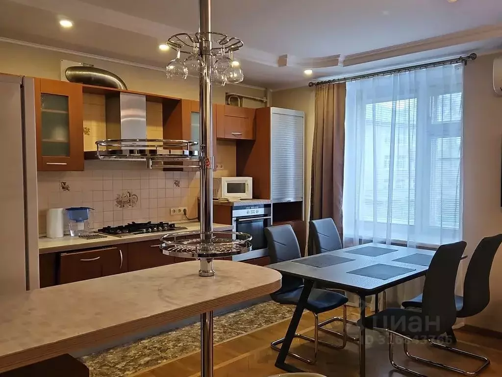 2-к кв. Татарстан, Казань ул. Галиаскара Камала, 51 (76.0 м) - Фото 1