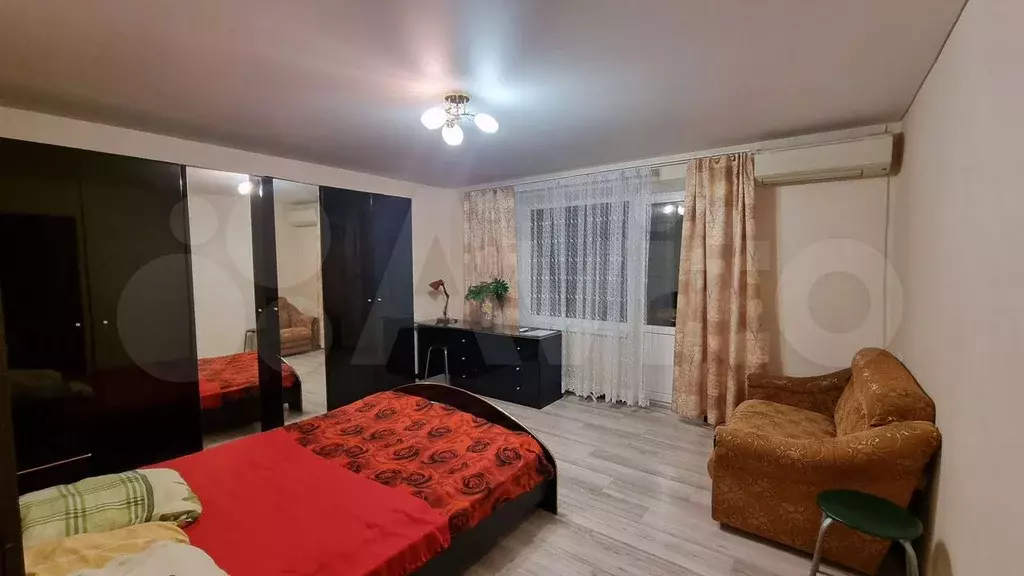 1-к. квартира, 30 м, 5/5 эт. - Фото 0