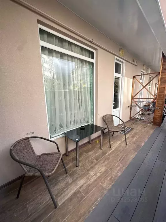 Студия Крым, Ялта ул. Красноармейская, 40 (25.0 м) - Фото 2