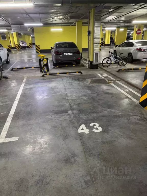 Гараж в Московская область, Красногорск Парковая ул., 8 (18 м) - Фото 1