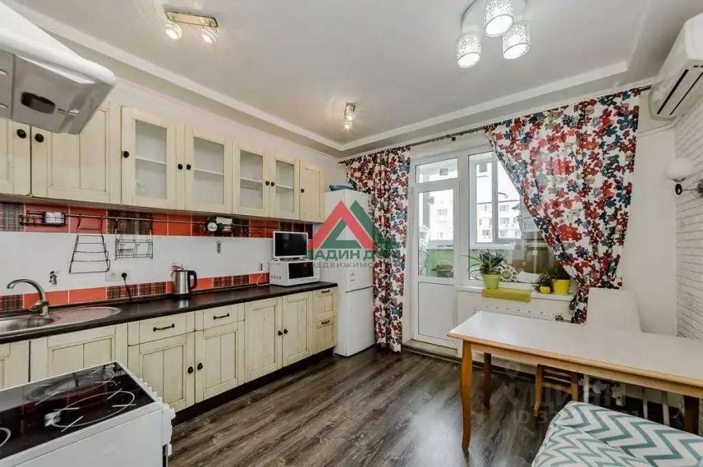 2-к кв. Краснодарский край, Краснодар Сормовская ул., 204/7 (65.1 м) - Фото 1