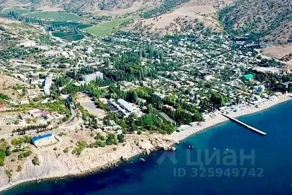 Участок в Крым, Алушта муниципальный округ, с. Малореченское ул. ... - Фото 2