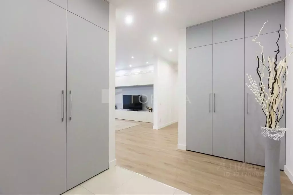 3-к кв. Новосибирская область, Новосибирск Планетная ул., 55/7 (81.0 ... - Фото 1