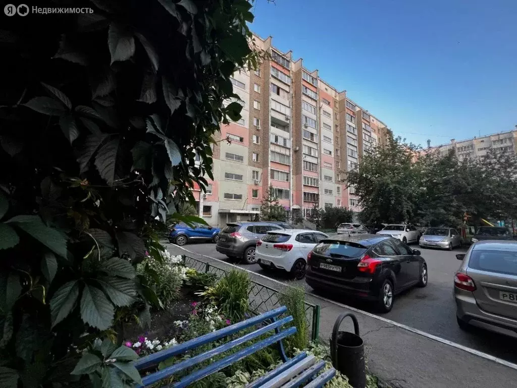 3-комнатная квартира: Челябинск, улица Монакова, 31 (100 м) - Фото 2