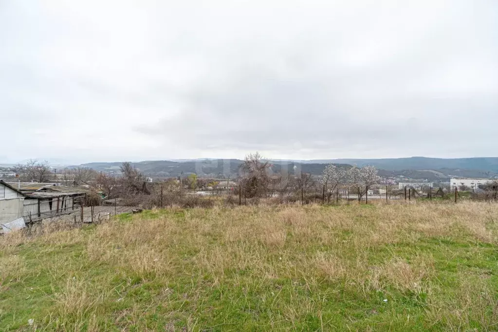 Участок в Севастополь с. Верхнесадовое, ул. Гагарина (4.97 сот.) - Фото 0