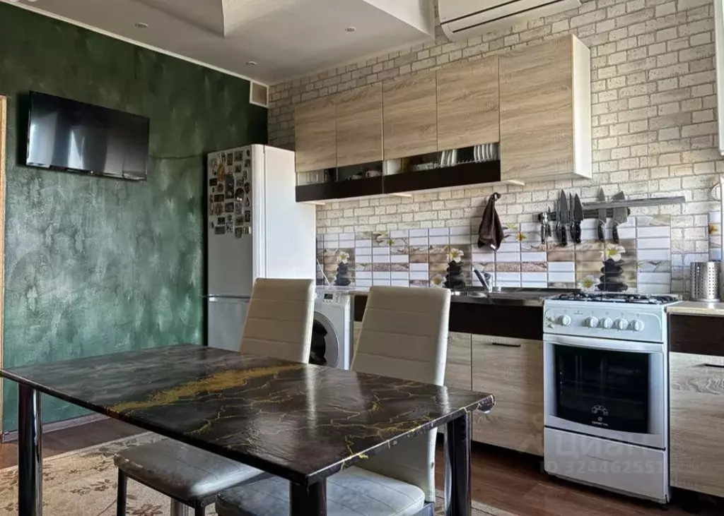 2-к кв. Ростовская область, Батайск Заводская ул., 33 (42.0 м) - Фото 1