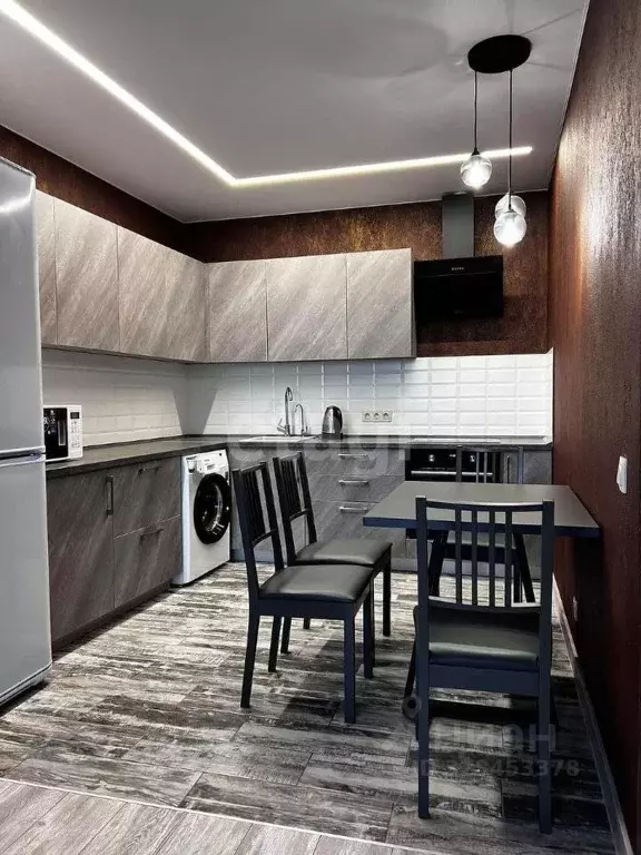 2-к кв. Пермский край, Пермь ул. Карпинского, 49А (50.0 м) - Фото 1