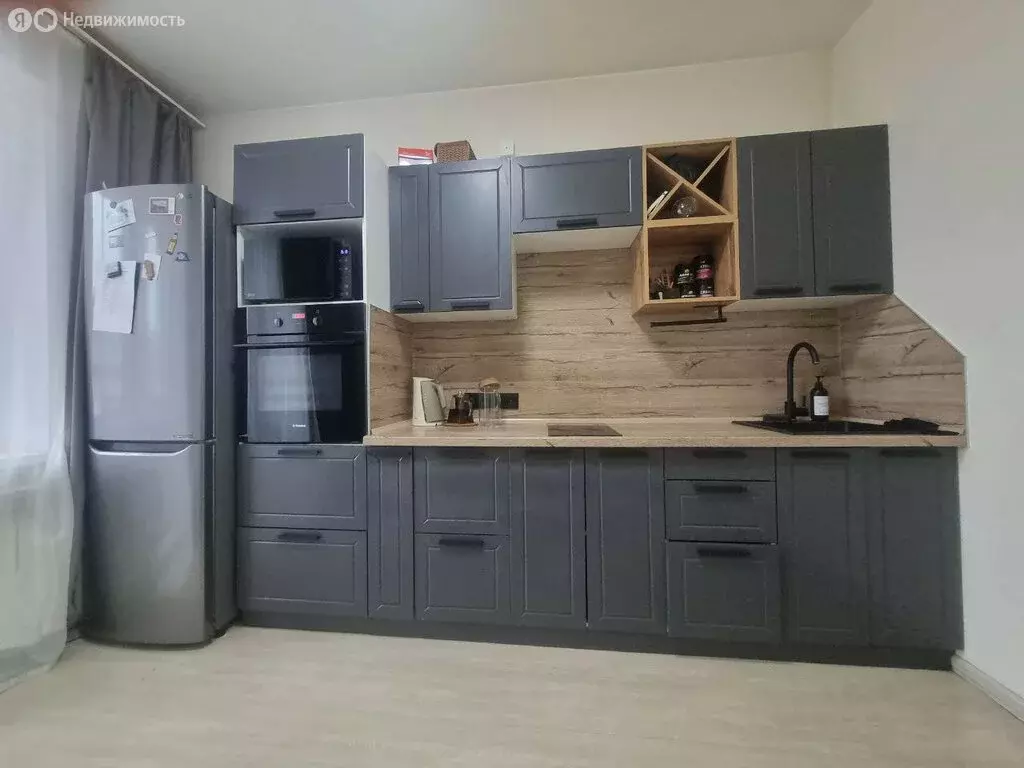 1-комнатная квартира: посёлок Дзержинск, микрорайон Современник, 18 ... - Фото 1