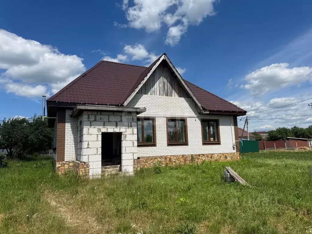 Дом в Курская область, Рыльск Зеленая ул., 18 (114 м) - Фото 1