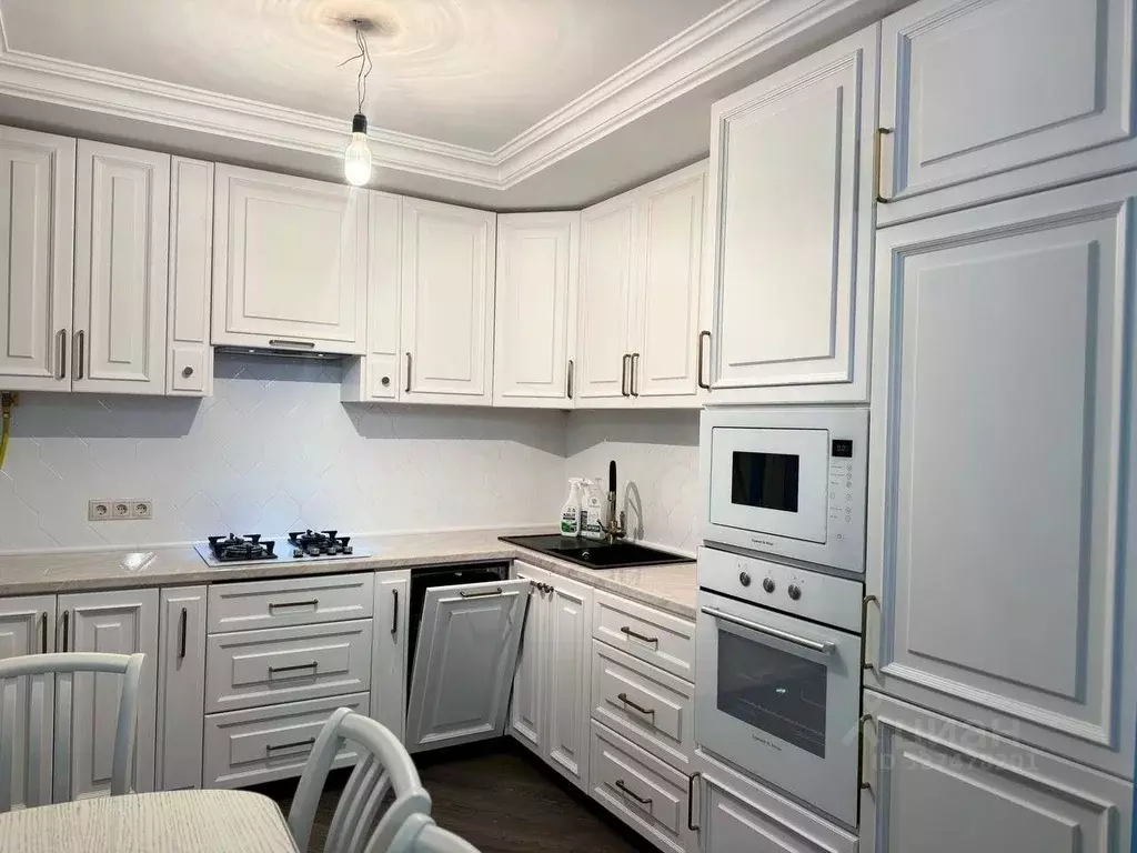 3-к кв. Москва Смоленская ул., 10 (67.5 м) - Фото 1