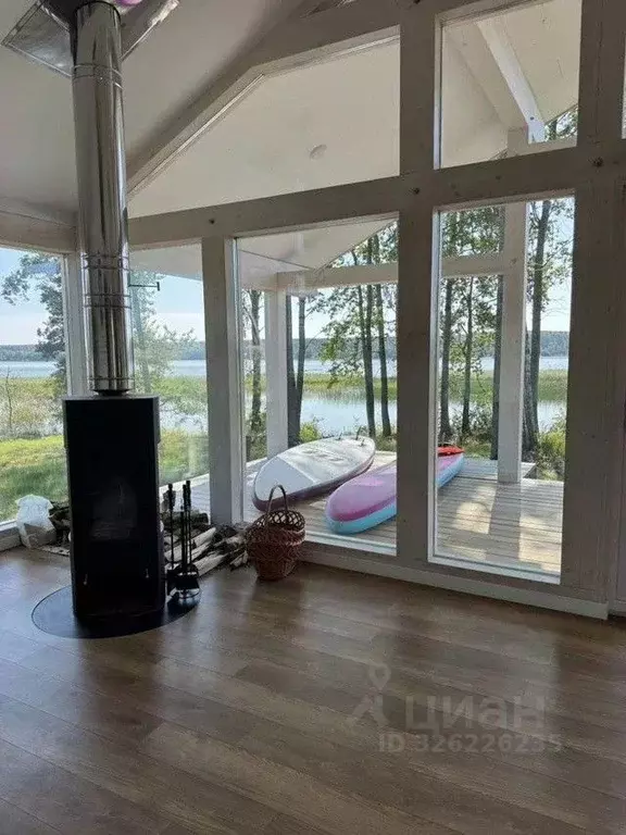 Дом в Ленинградская область, Выборгский район, Полянское с/пос, пос. ... - Фото 2