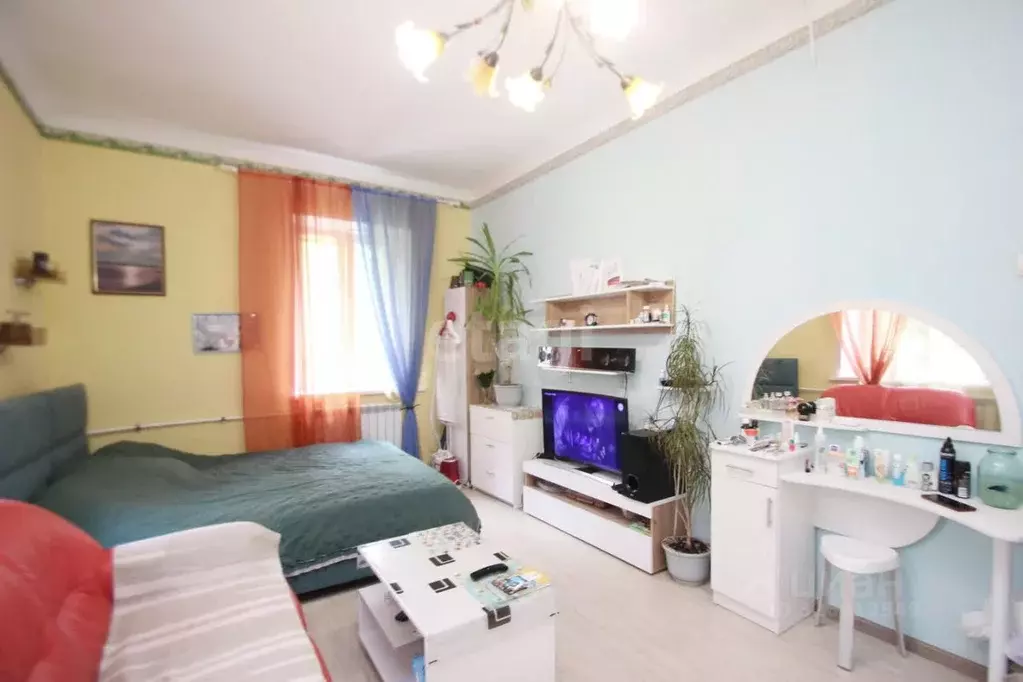 3-к кв. Калужская область, Калуга ул. Константиновых, 15 (70.0 м) - Фото 1