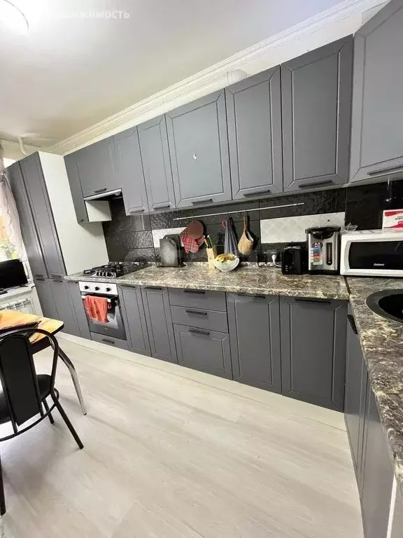 2-комнатная квартира: Калуга, улица Владимира Козлова, 8 (57 м) - Фото 0