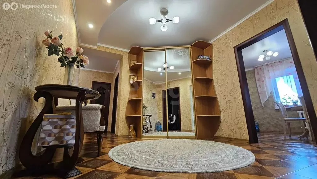 3-комнатная квартира: Тюмень, улица Куйбышева, 25 (96.7 м) - Фото 2