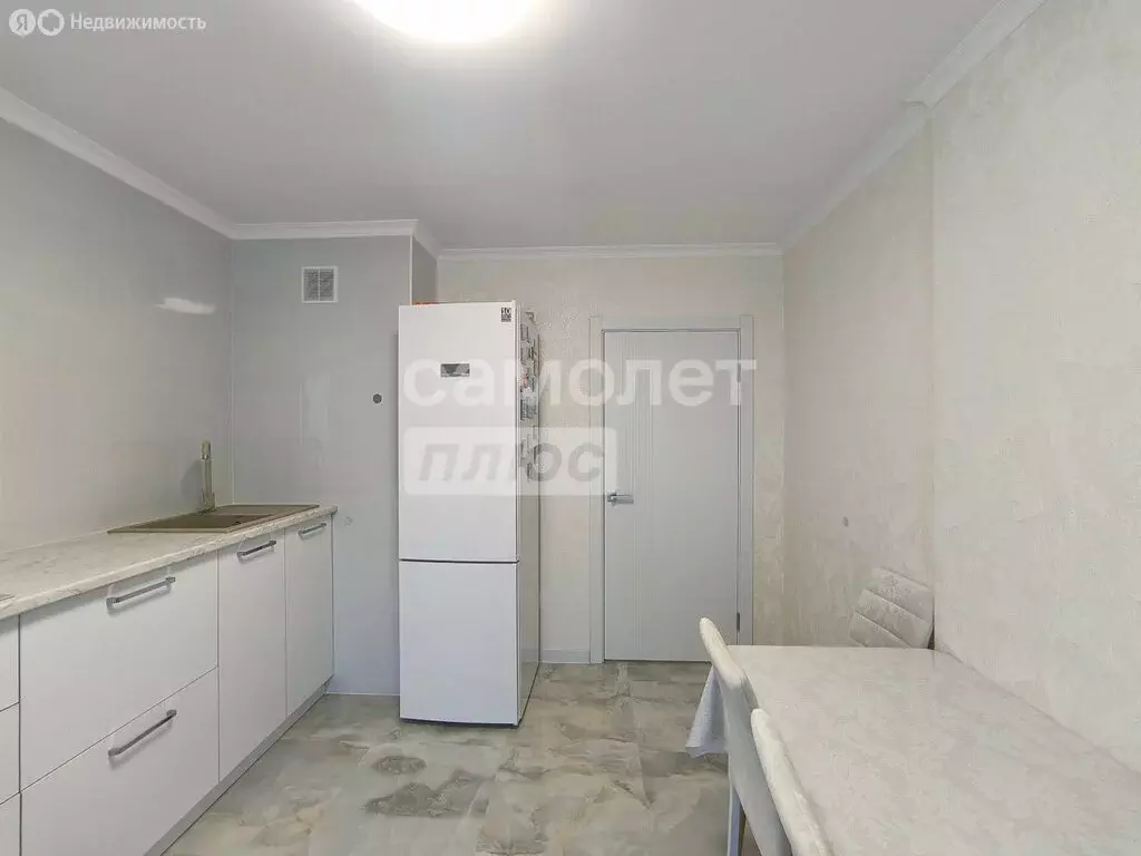 2-комнатная квартира: Новочебоксарск, Речной бульвар, 6 (67.9 м) - Фото 2