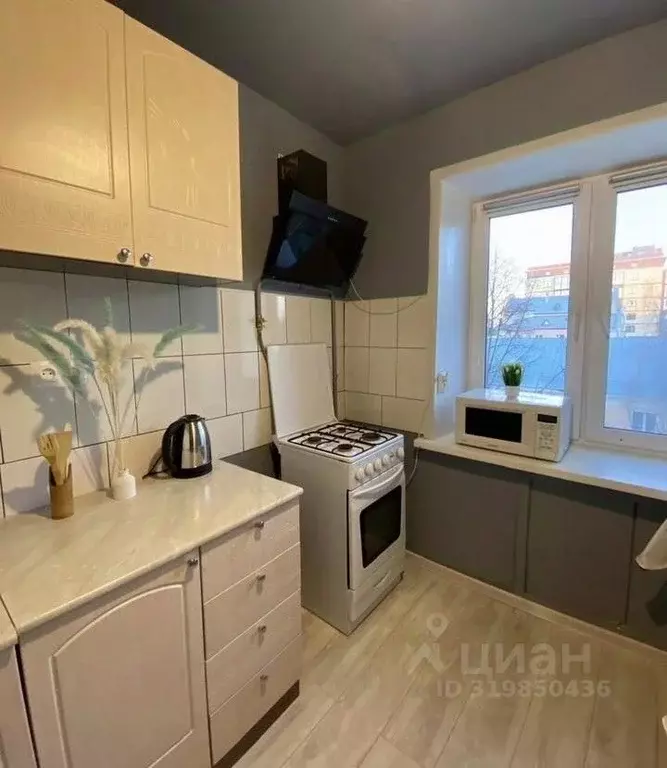 1-к кв. Кировская область, Киров ул. Всесвятская, 7 (32.0 м) - Фото 1