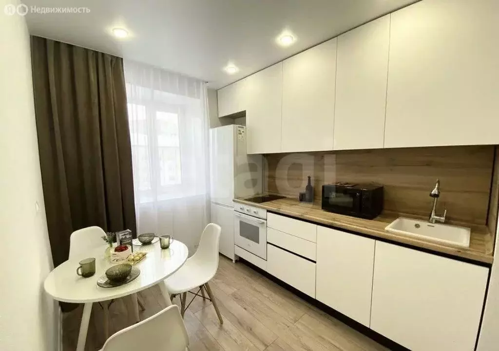 1-комнатная квартира: Тюмень, Таллинская улица, 2Б (36.1 м) - Фото 2
