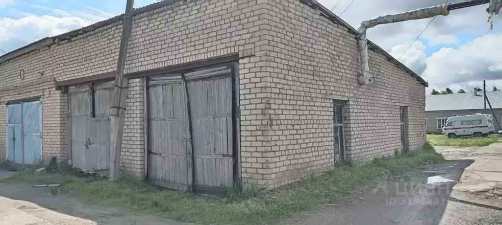 Помещение свободного назначения в Кировская область, Опарино пгт ул. ... - Фото 0