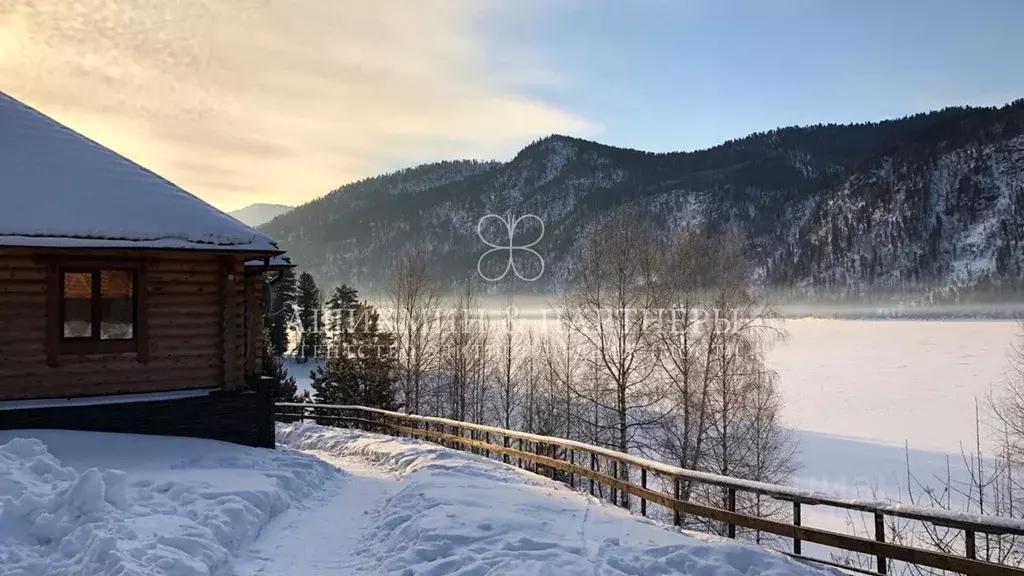 Дом в Алтай, Турочакский район, с. Артыбаш Телецкая ул. (606 м) - Фото 1