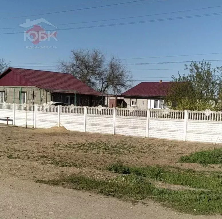 Дом в Крым, Первомайский район, с. Гришино ул. Центральная, 2 (59 м) - Фото 1