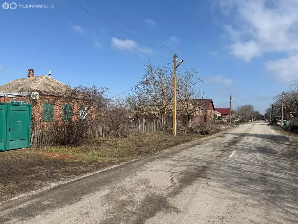 Дом в село Беглица, 16-й участок, Октябрьская улица (65.3 м) - Фото 1