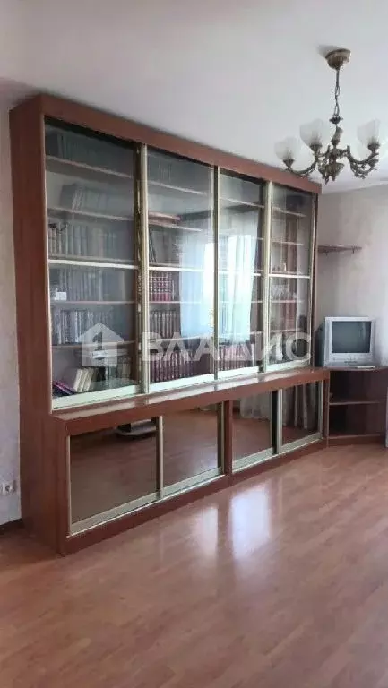 Продается 3-комнатная квартира - Фото 1