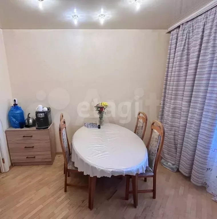 3-к. квартира, 100 м, 4/9 эт. - Фото 1